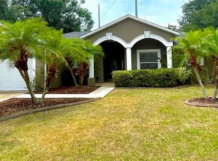 9821 Sunnyoak Dr, Riverview, FL 33569