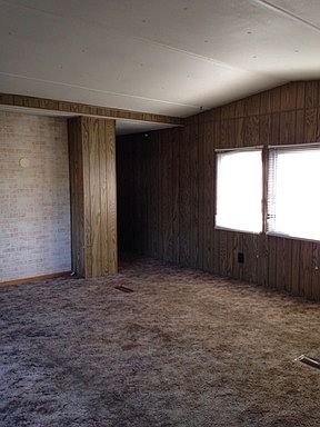 2nd image of 621 NW 139th St