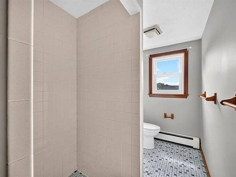 29 Normandy Ave #2 — Photo 20