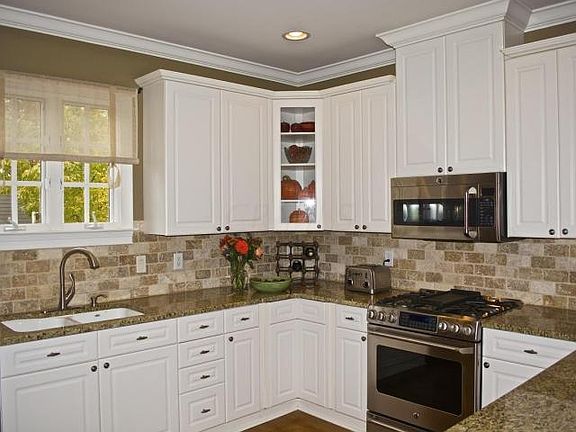 5th image of 8079 Tartan Fields Dr