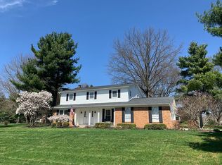 8734 Stonehenge Cir NW, Pickerington, OH 43147