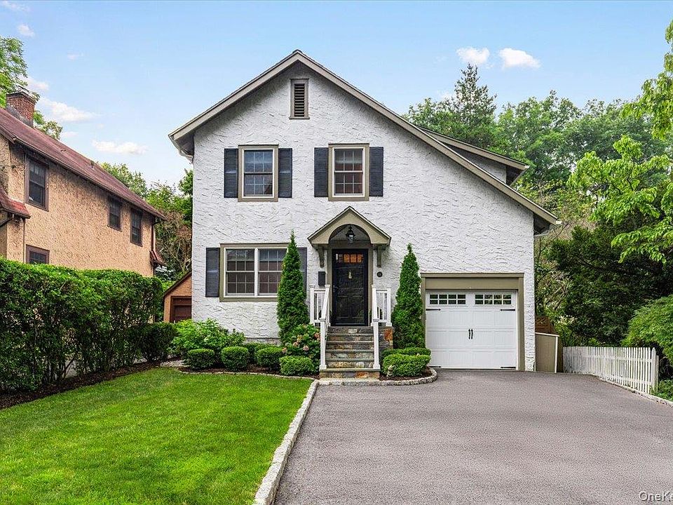 1st image of 14 Fernwood Avenue