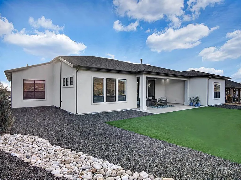 5298 W Parkridge Dr — Photo 32