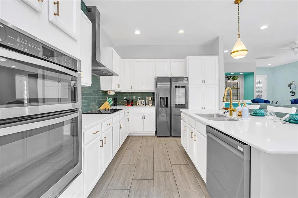 5 bed, 5.5 bath, 3077 sqft, $3,800 — Photo 3