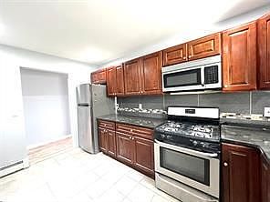 1st image of 44 E Pine St