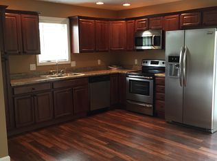 3100 Magnolia Ln APT A, Herrin, IL 62948