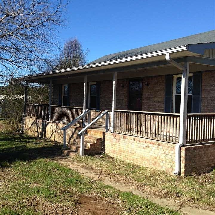 1st image of 2475 Charity Ln