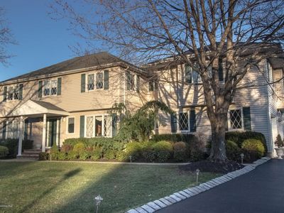 98 Ueland Rd, Red Bank, NJ, 07701