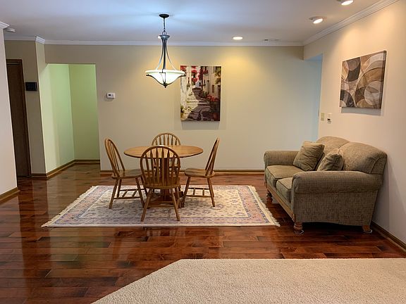 5th image of 11661 Matterhorn Cir #201