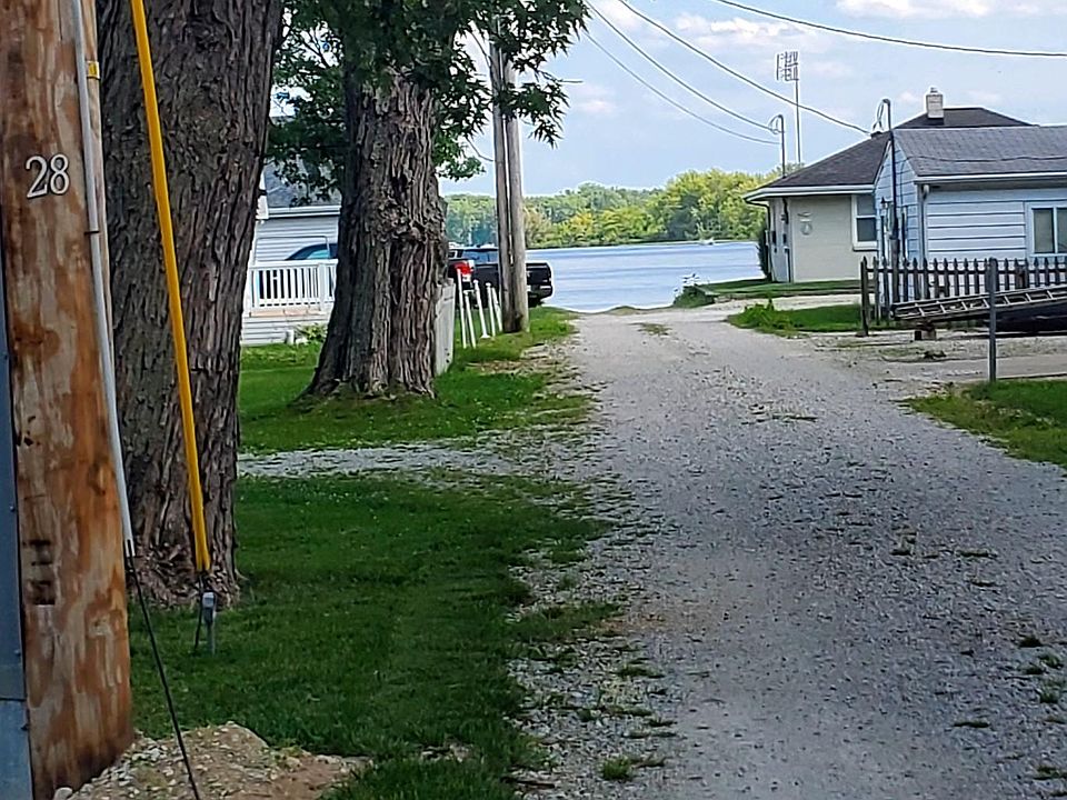 28 Ems B63 Ln, Warsaw, IN 46582 Zillow