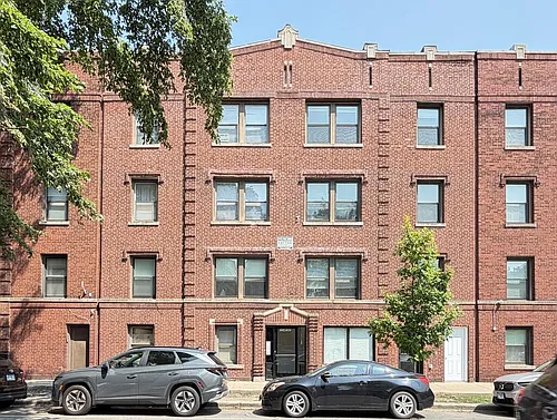 3247 N Damen Ave #2 Photo 1