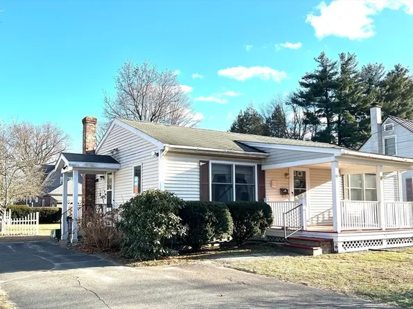 83 Vernon St, Greenfield, MA 01301