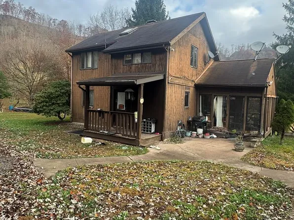 253 Kirkman Lane, Proctor, WV 26055