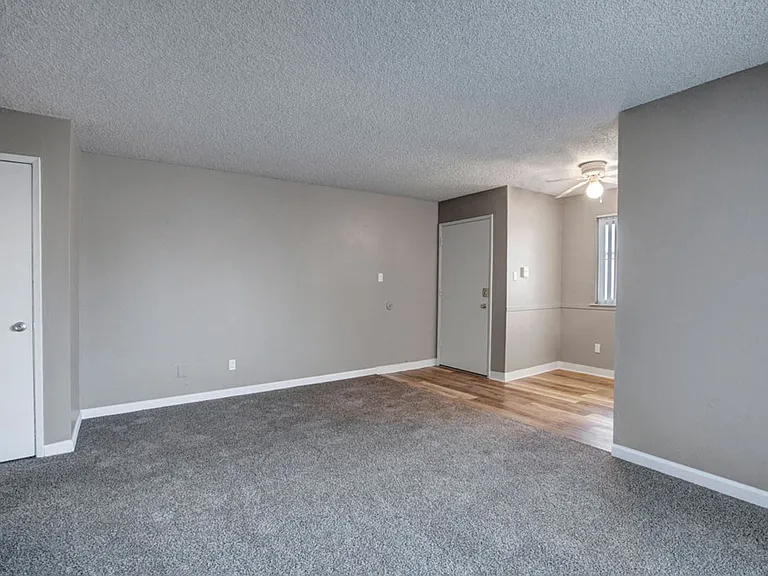 3903 49th Ave — Photo 11