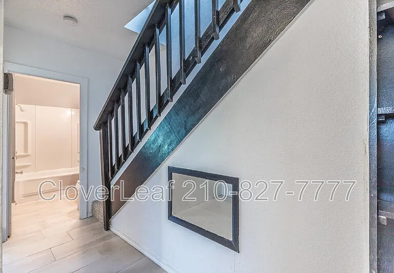 514 Curtiss St — Photo 10