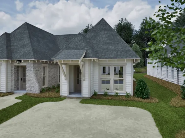 1034 Hunters Way, Opelika, AL 36804