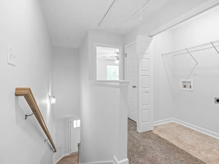 128 Quarry Point Dr — Photo 8