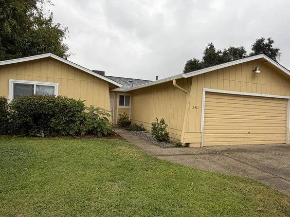 2451 Venus Way, Redding, CA 96002