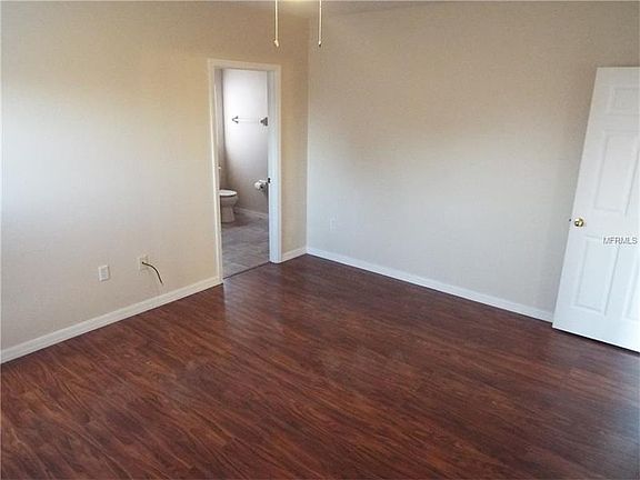 4th image of 813 Colville Dr
