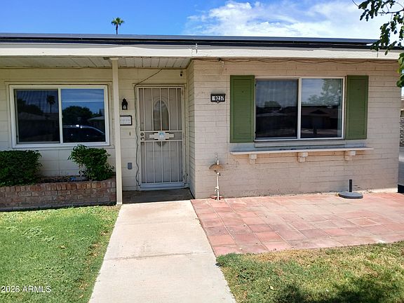 2nd image of 9237 N 111TH Avenue