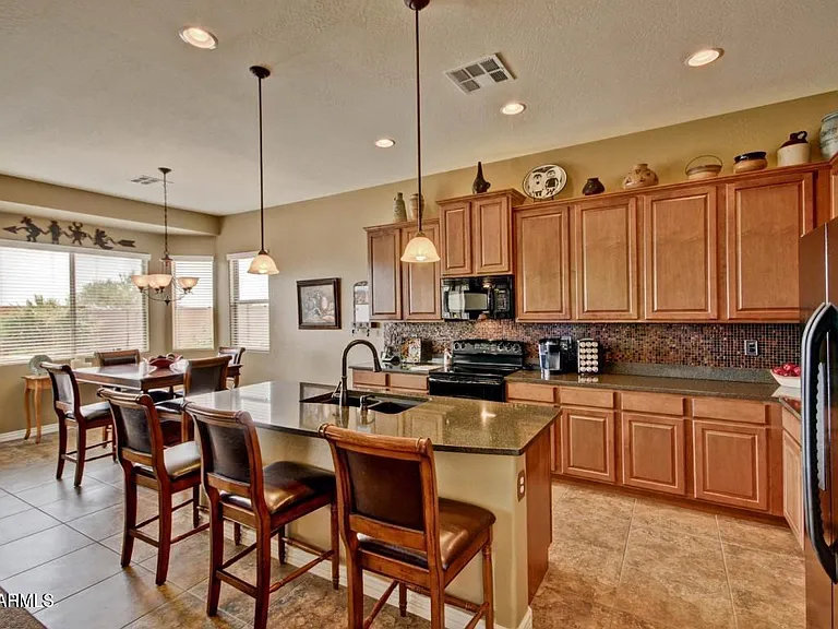 13637 S 175th Dr — Photo 13