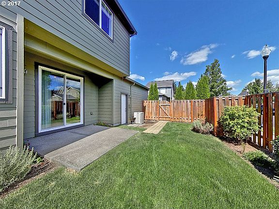 3rd image of 4597 SE Olivewood St