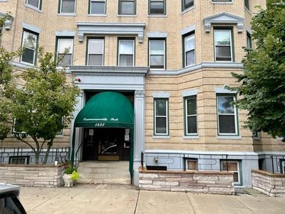 1423 Commonwealth Ave APT 502, Brighton, MA, 02135
