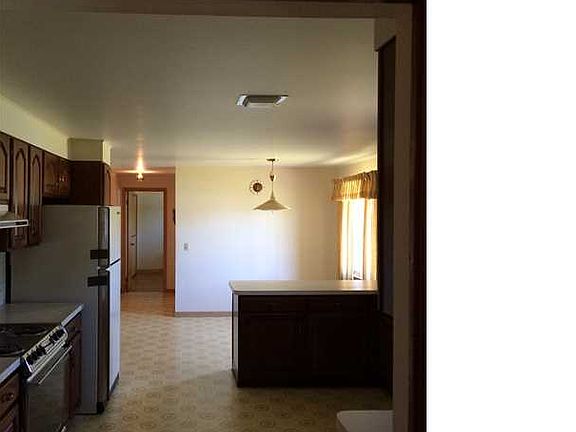 5th image of 7 Algiers Ln
