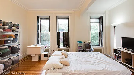 Rented by Garfield Realty 