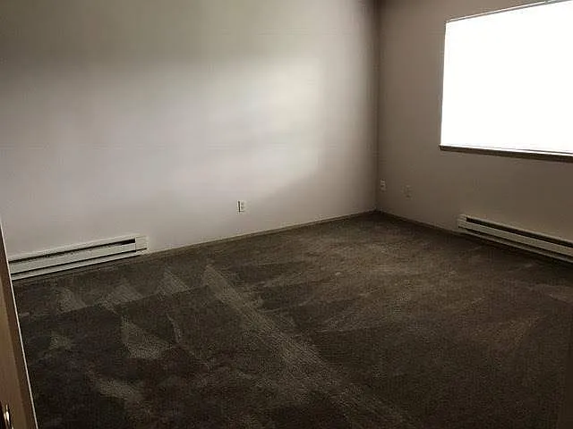 525 Perry Pl — Photo 4