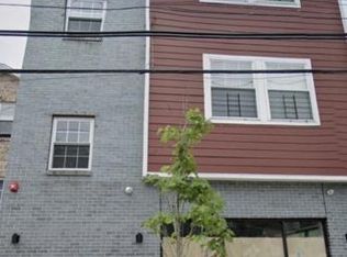 194 12th Ave, Newark, NJ 07107