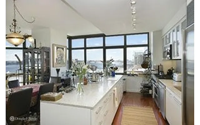 Rented by Douglas Elliman | media 18