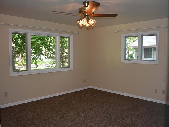 2nd image of 100 28th St N