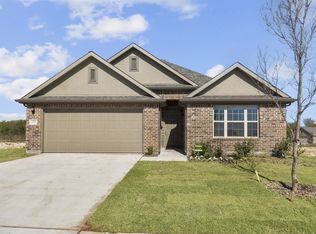 1333 Hunters Ridge Dr, Crowley, TX 76036
