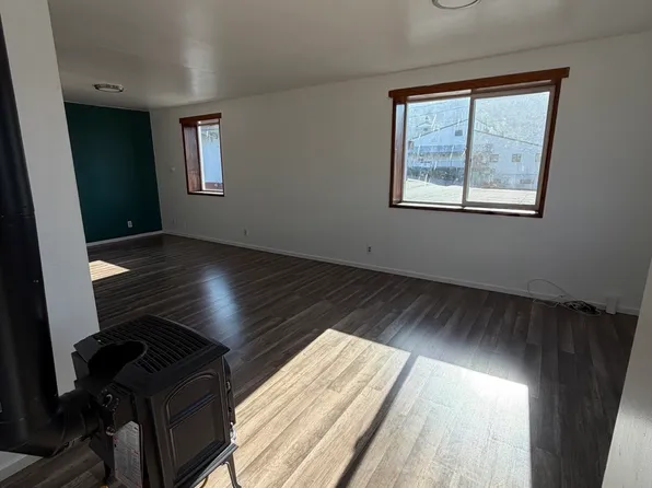 115 N Main Ave #6, White Salmon, WA 98672