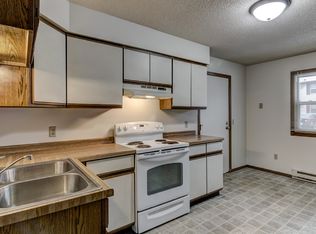 4615 Fairfax St APT 1, Eau Claire, WI 54701