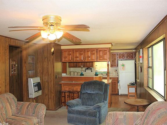 3rd image of 289 Conniebrook Ln