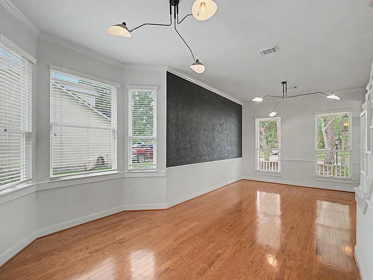 158 Lattice Gate St — Photo 8