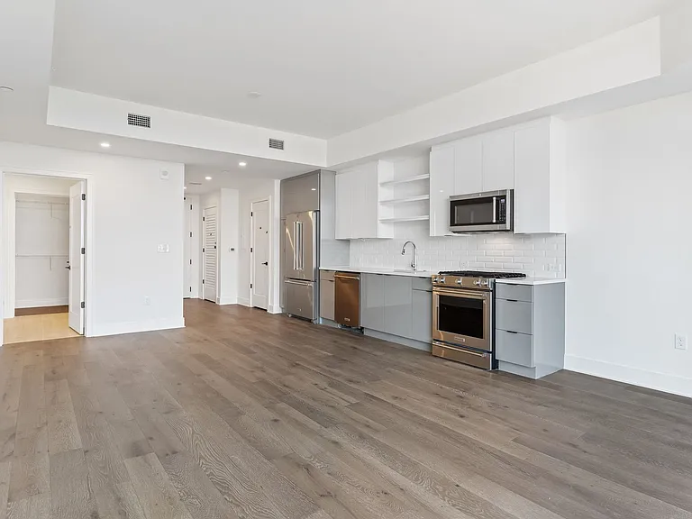 Seven88 West Midtown — Photo 25