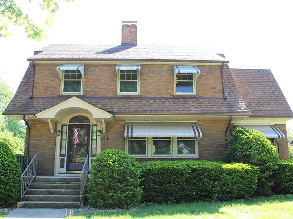 1667 N Prairie St, Galesburg, IL 61401