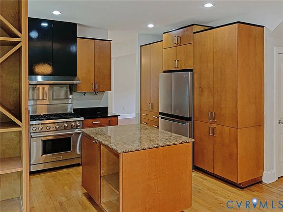 2nd image of 3621 Rolridge Rd