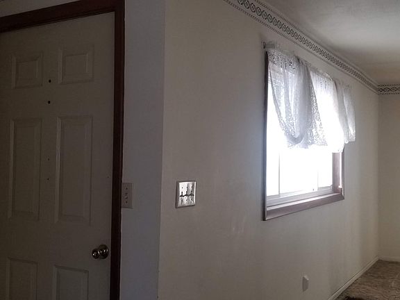 Front Door/Foyer/Living Room