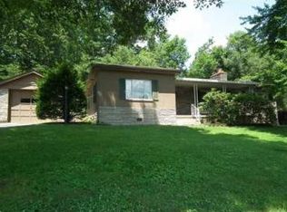 113 Pinewood Rd, Elkview, WV 25071