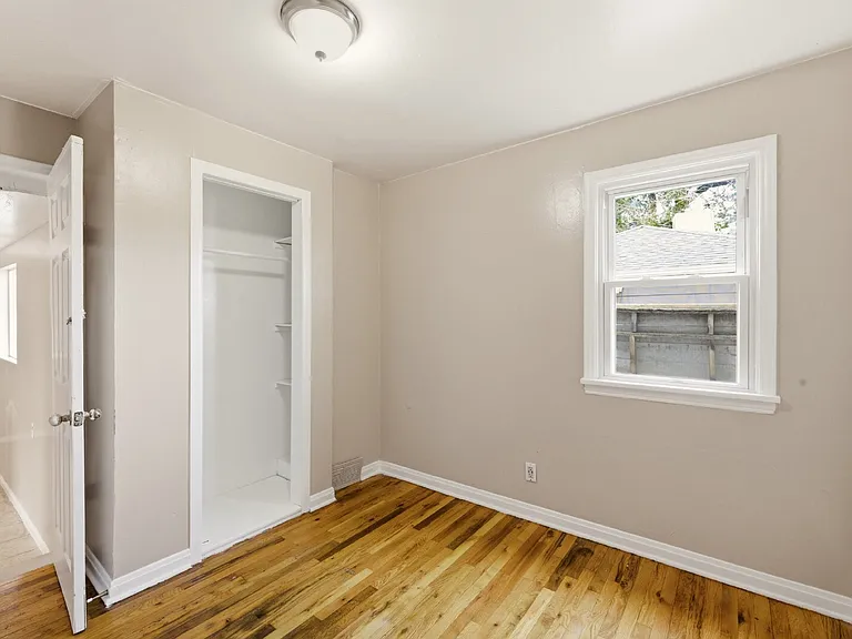 1181 Del Mar Pkwy — Photo 16