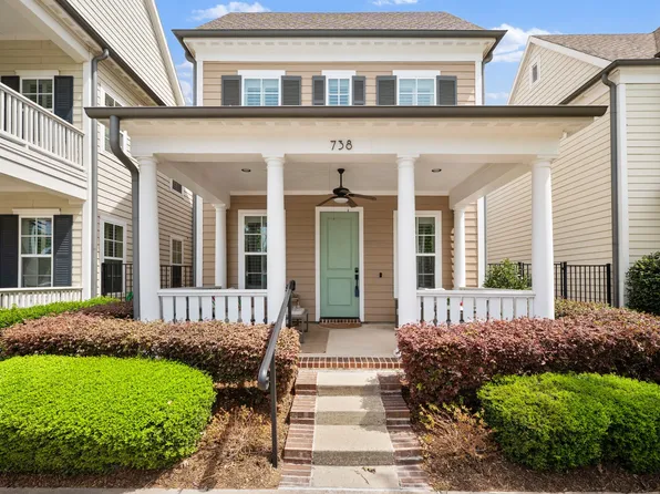 738 E Main St, Coppell, TX 75019