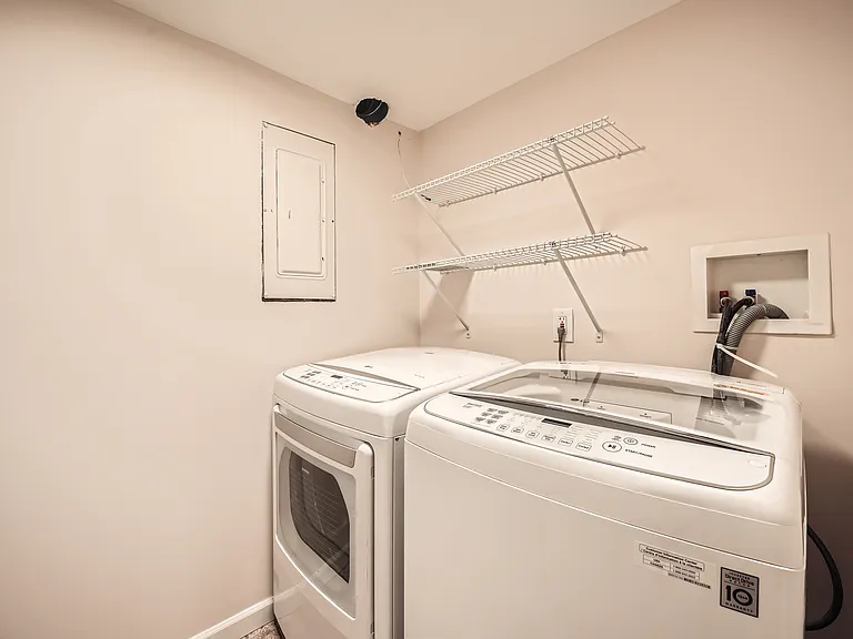 4548 NE Tulane Pl — Photo 26
