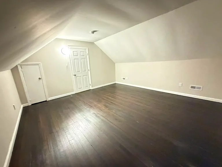 519 Bethel Ave — Photo 12