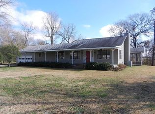 210 Gray, Belcher, LA 71004