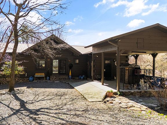 2nd image of 575 Ironsburg Rd