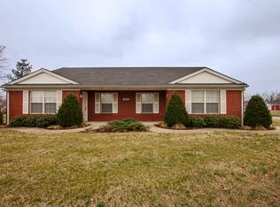 3414 Holmans Ln #B, Jeffersonville, IN 47130